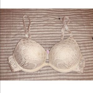 Victoria’s Secret Push Up Bra